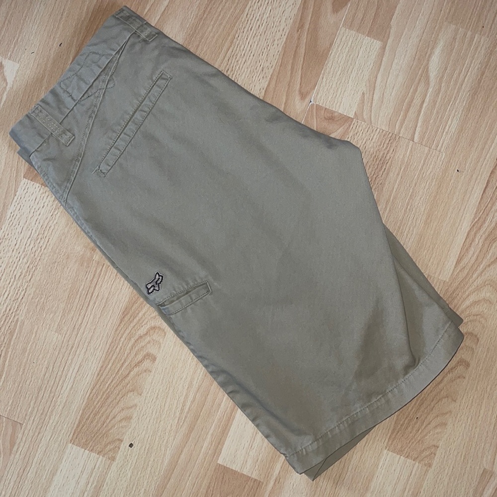 Men’s Fox cargo shorts